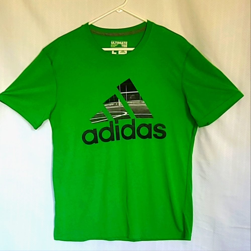 ADIDAS Climalite Teeshirt Large